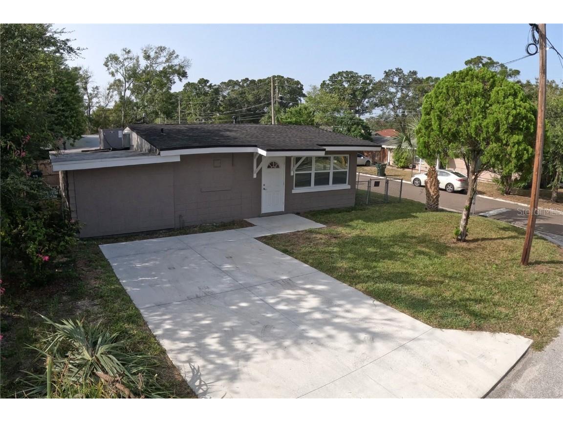 1021 15th Avenue NW Largo FL 33770 U8216484 image1