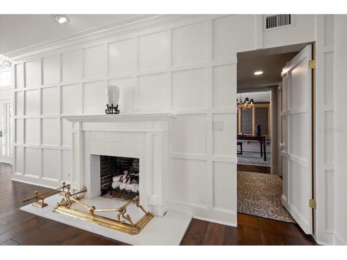 1021 Bay Esplanade Clearwater Beach FL 33767 TB8436074 image17