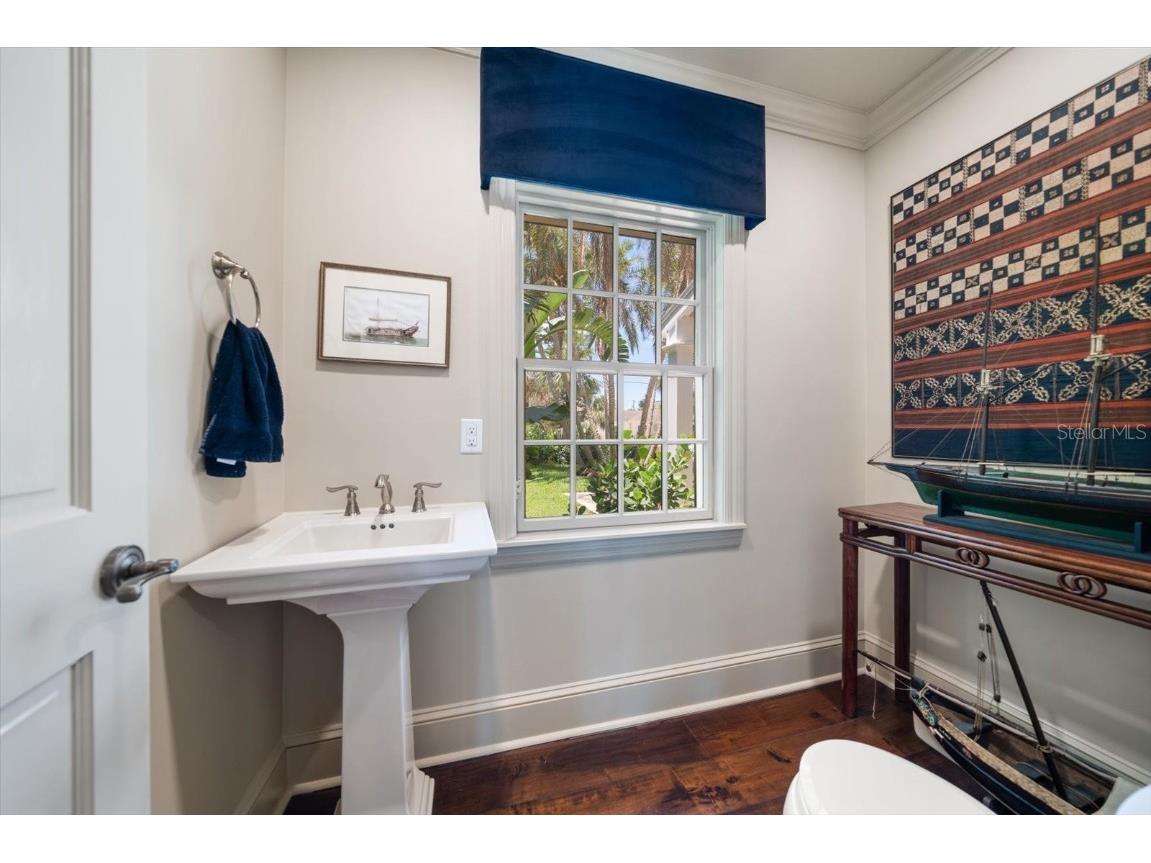 1021 Bay Esplanade Clearwater Beach FL 33767 TB8436074 image19