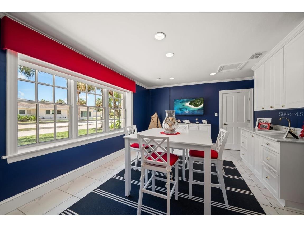 1021 Bay Esplanade Clearwater Beach FL 33767 TB8436074 image31