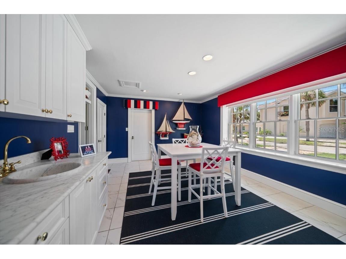 1021 Bay Esplanade Clearwater Beach FL 33767 TB8436074 image32