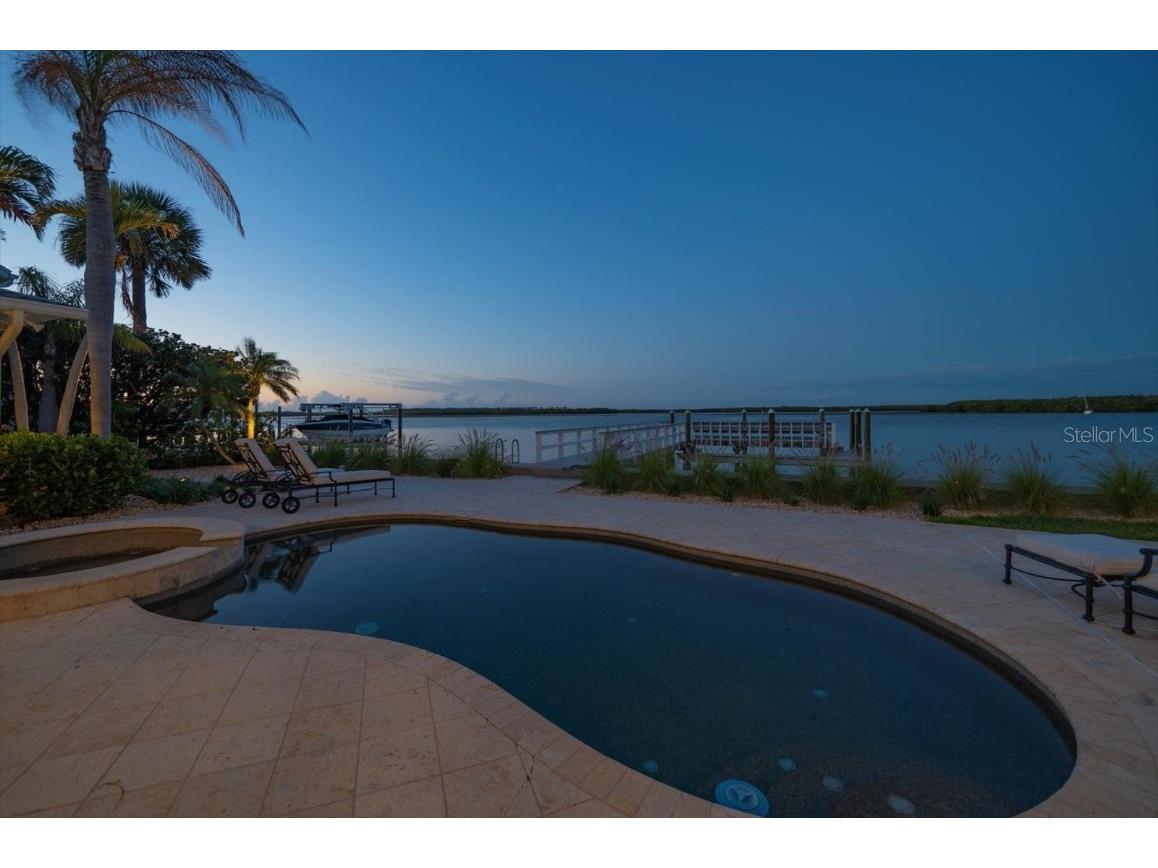 1021 Bay Esplanade Clearwater Beach FL 33767 TB8436074 image42