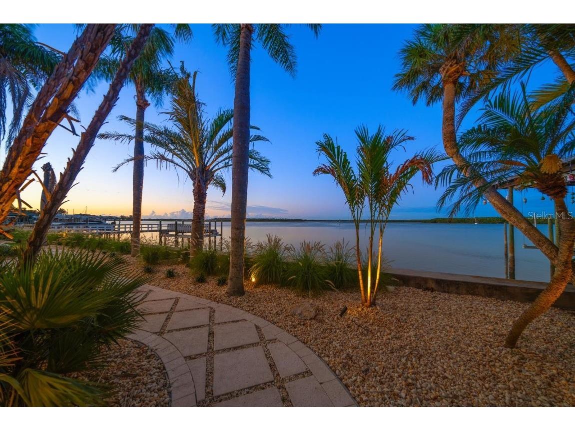 1021 Bay Esplanade Clearwater Beach FL 33767 TB8436074 image43