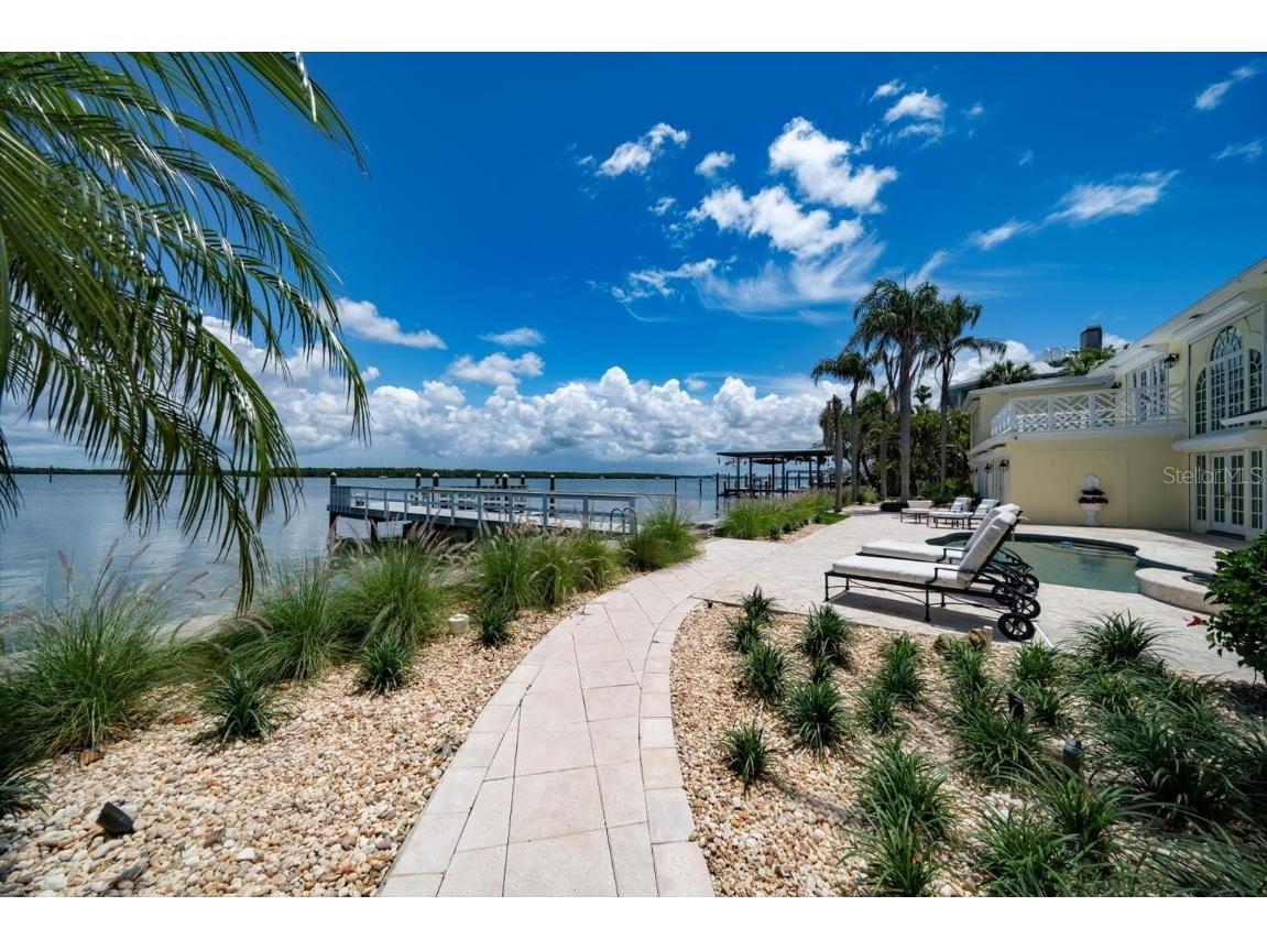 1021 Bay Esplanade Clearwater Beach FL 33767 TB8436074 image5