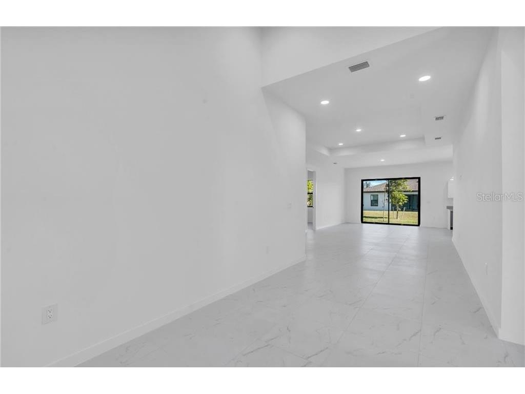 1021 Chiquita Boulevard N Cape Coral FL 33993 O6406950 image5