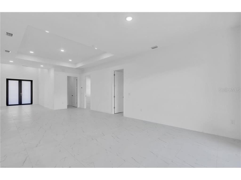 1021 Chiquita Boulevard N Cape Coral FL 33993 O6406950 image6