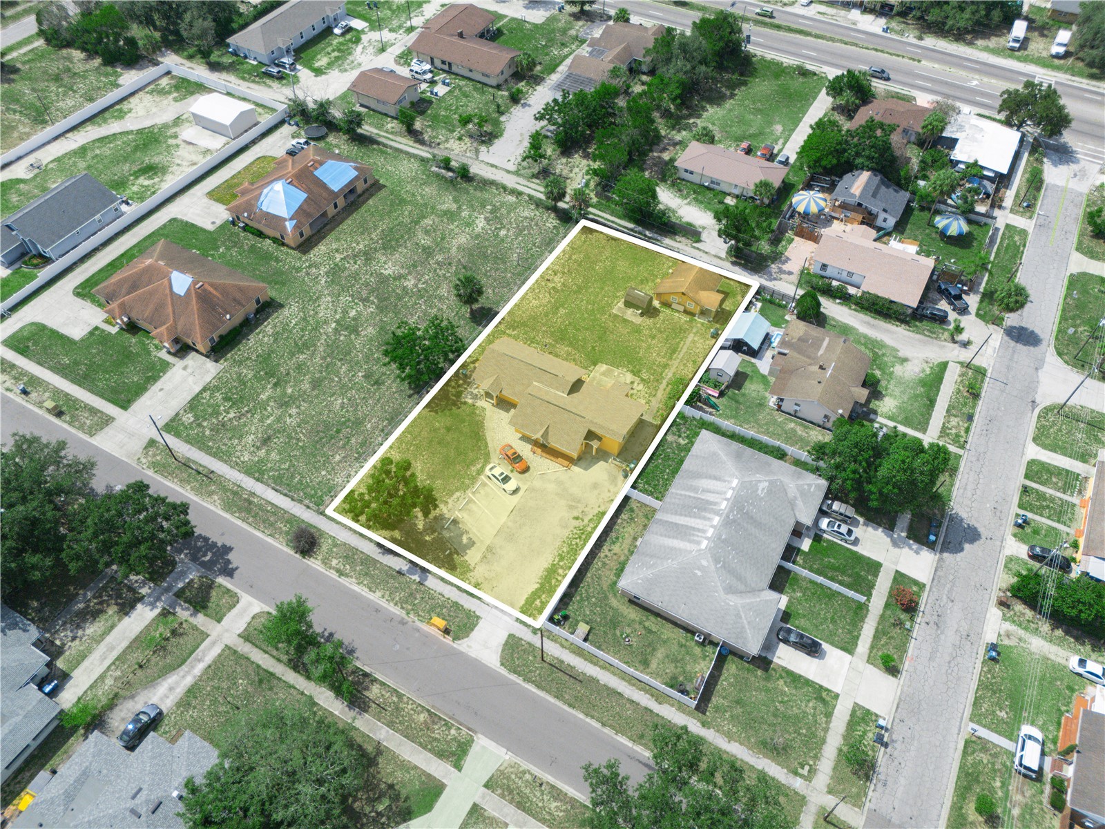 1021 Cohassett Avenue Lake Wales FL 33853 P4939125 image1