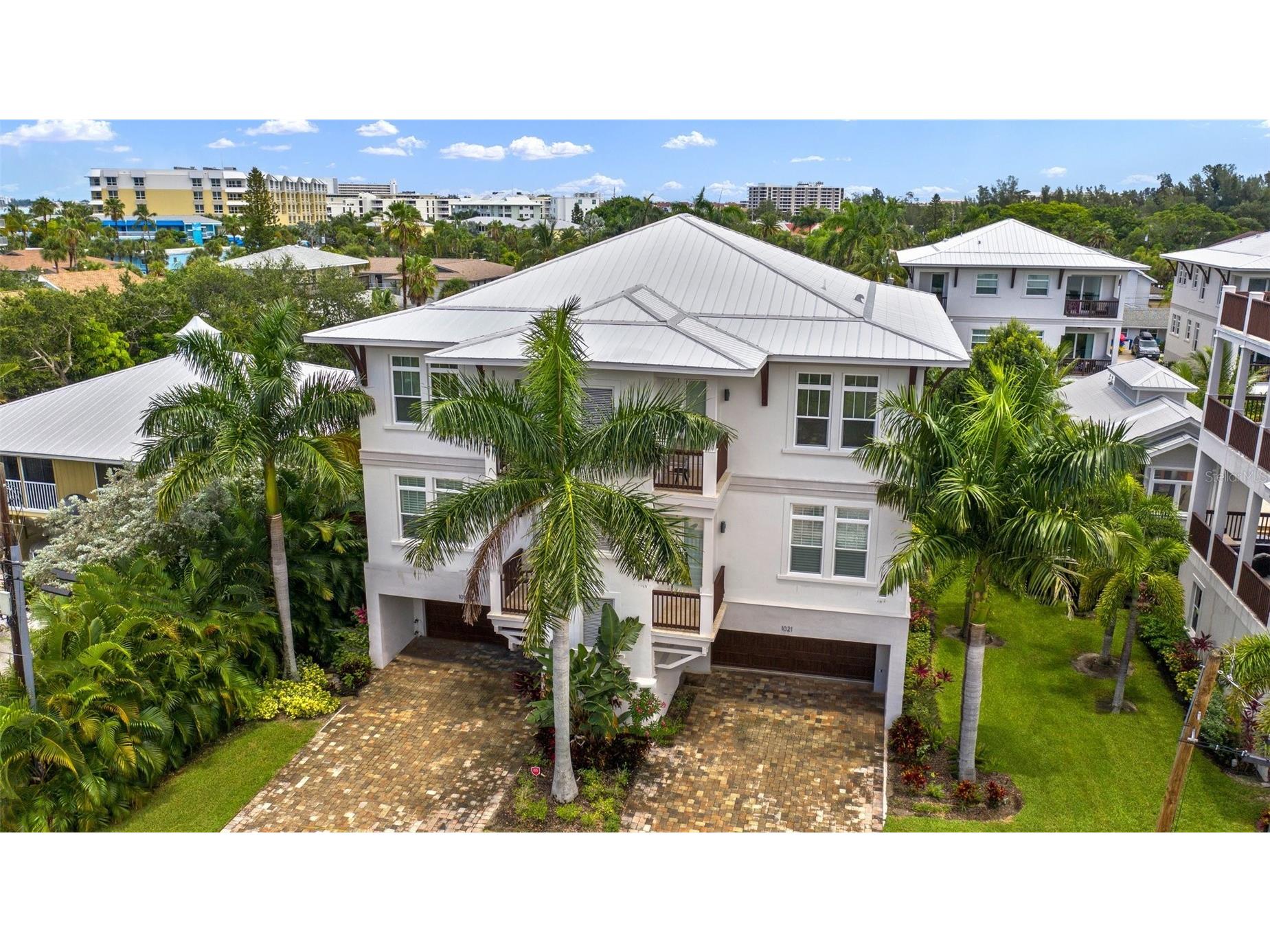 1021 Crescent Street #1 Sarasota FL 34242 A4676253 image1