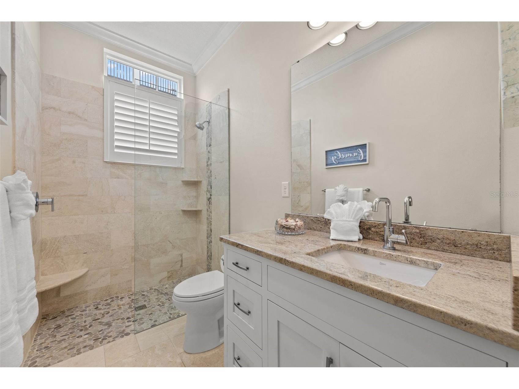 1021 Crescent Street #1 Sarasota FL 34242 A4676253 image34