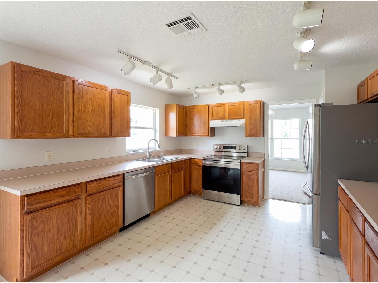 1021 Dekleva Drive Apopka FL 32712 O6398492 image2