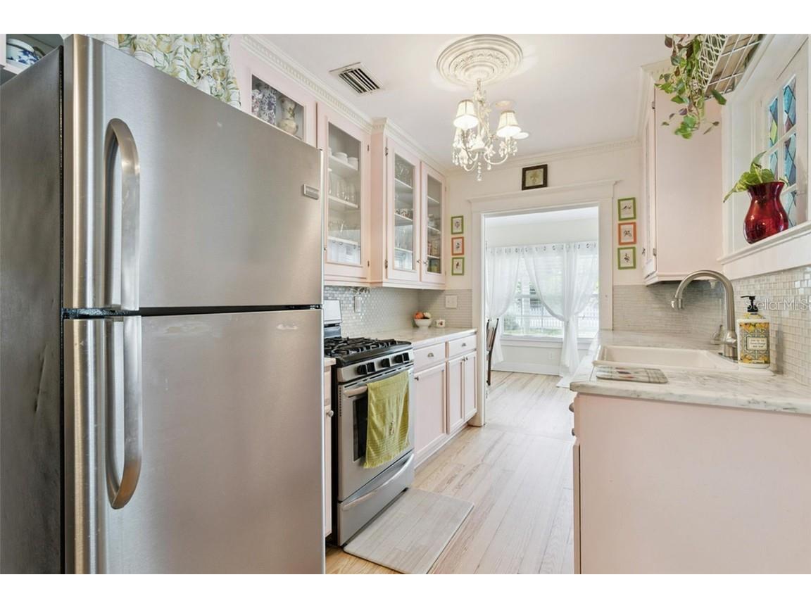 1021 E Third Avenue Mount Dora FL 32757 G5102889 image6