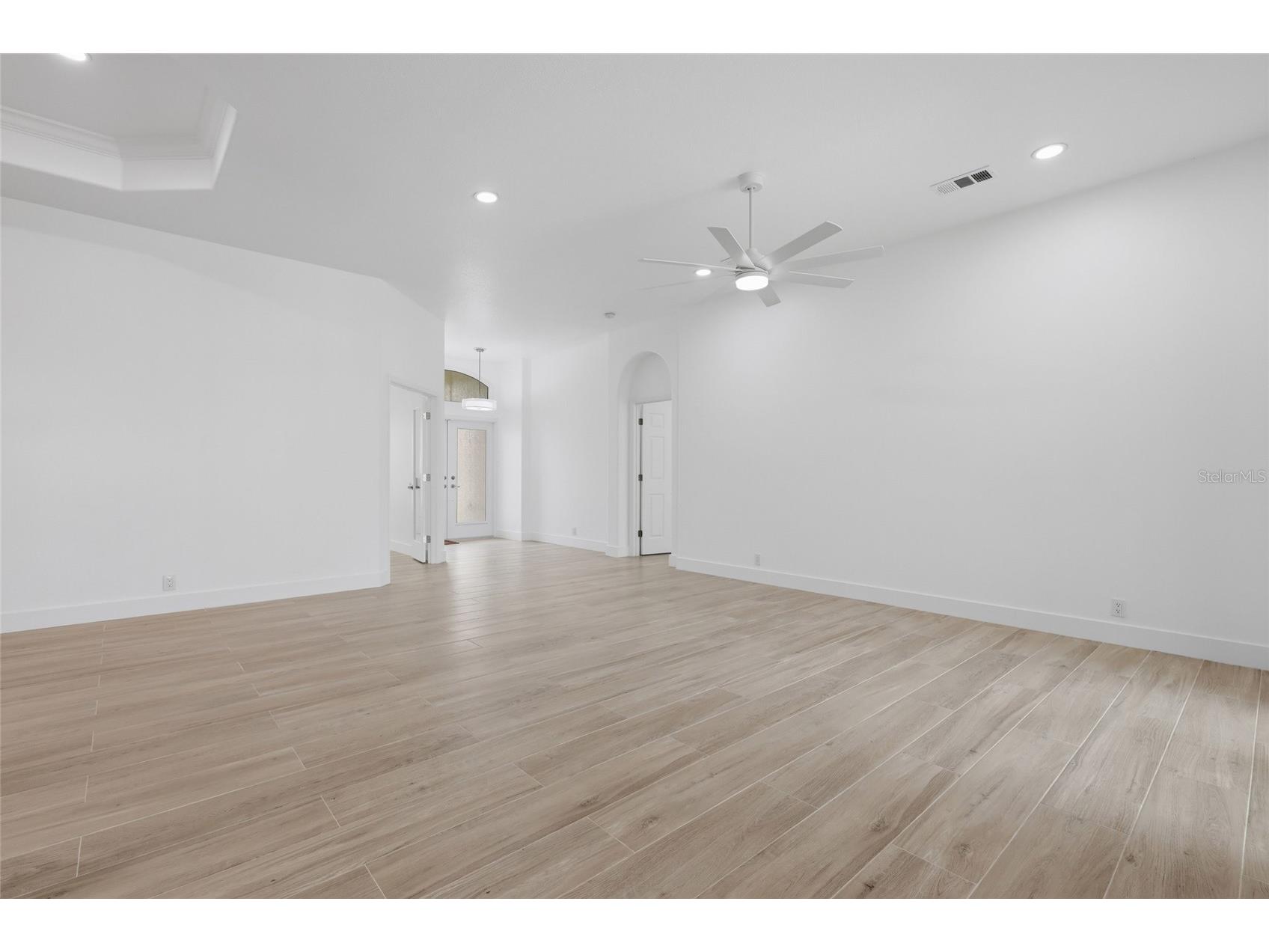1021 Grouse Way Venice FL 34285 C7528385 image5
