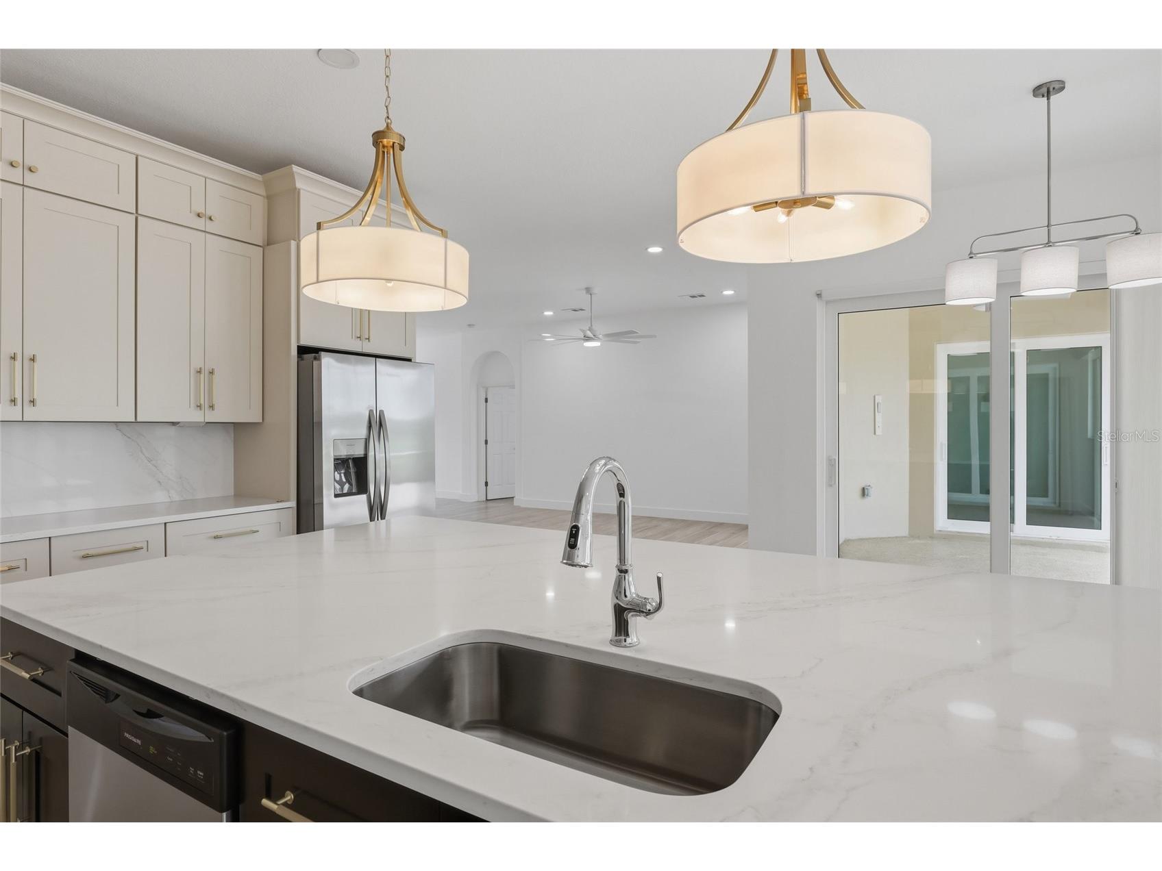 1021 Grouse Way Venice FL 34285 C7528385 image9