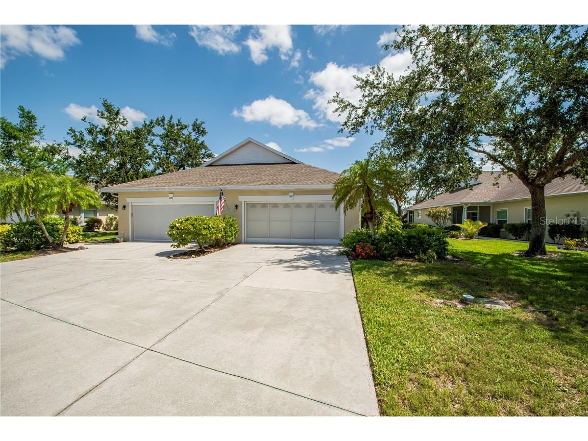 1021 Live Oak Circle #12 Port Charlotte FL 33948 C7474623 image1