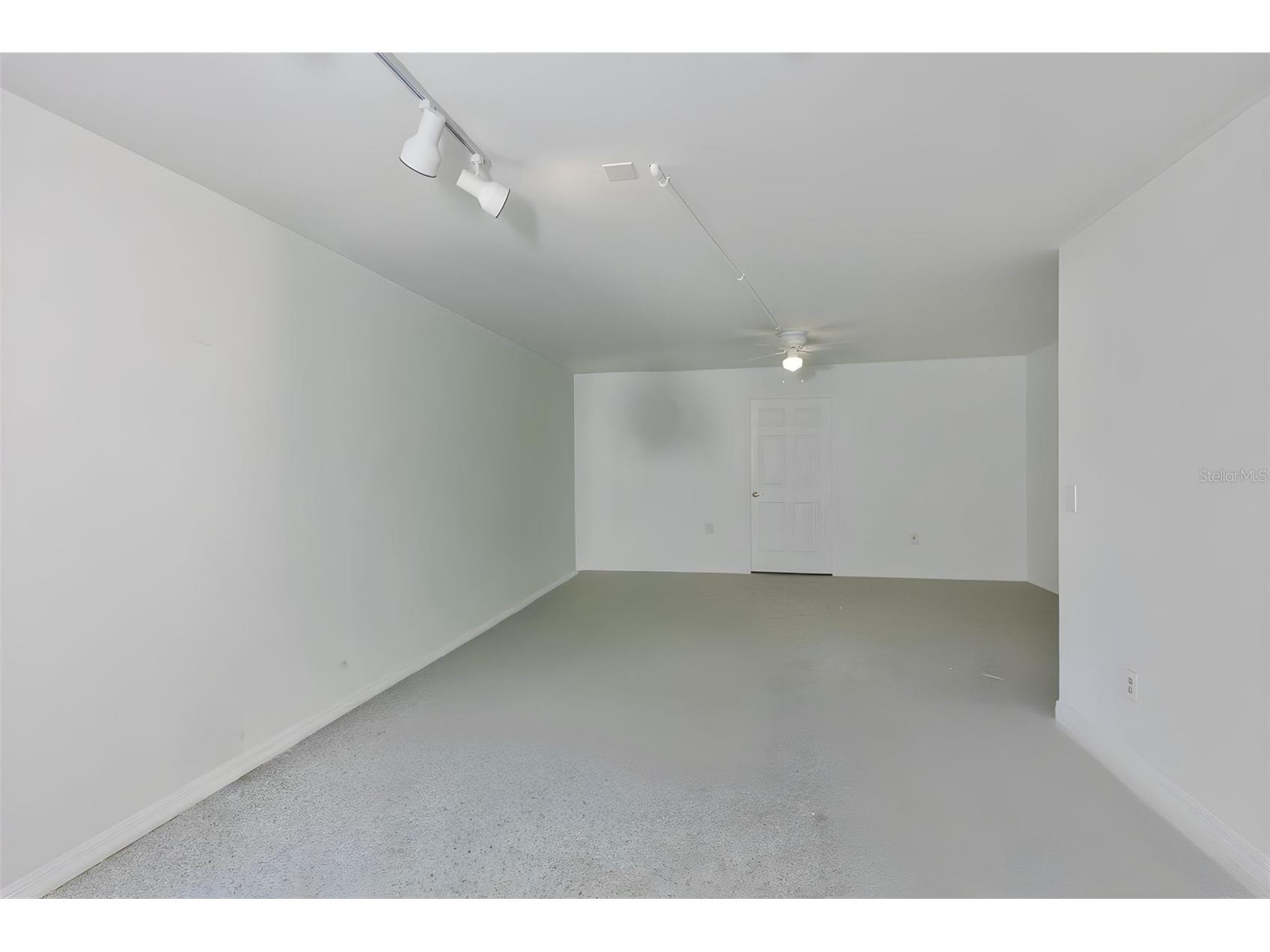 1021 Symphony Isles Boulevard Apollo Beach FL 33572 - TAMPA BAY TB8502558 image48