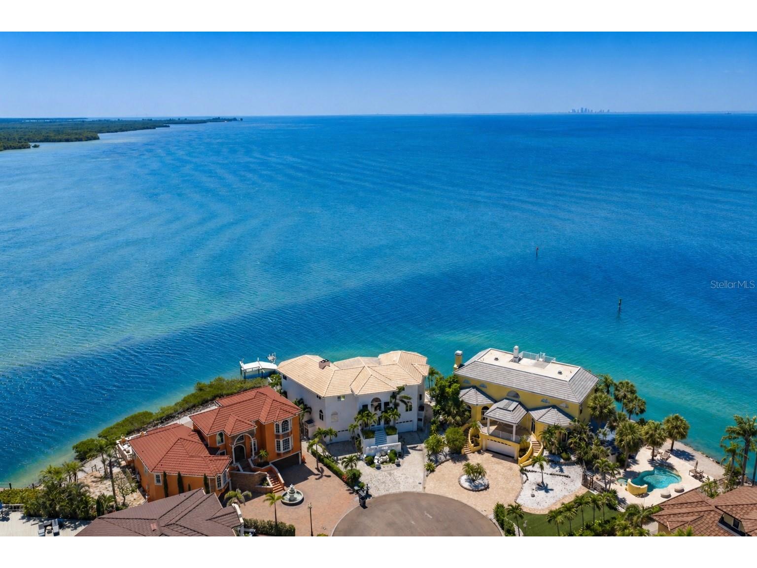 1021 Symphony Isles Boulevard Apollo Beach FL 33572 - TAMPA BAY TB8502558 image59