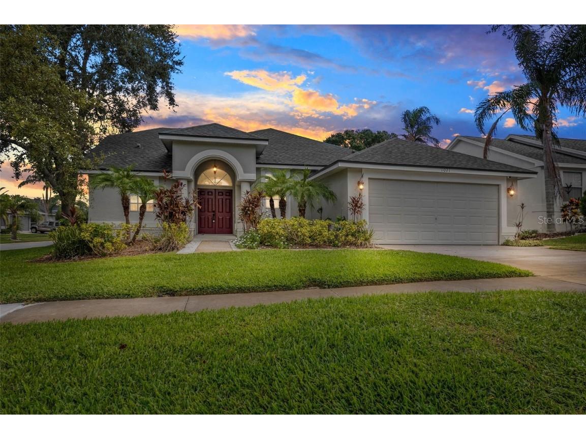 1021 Tradewinds Drive Tarpon Springs FL 34689 T3472286 image1