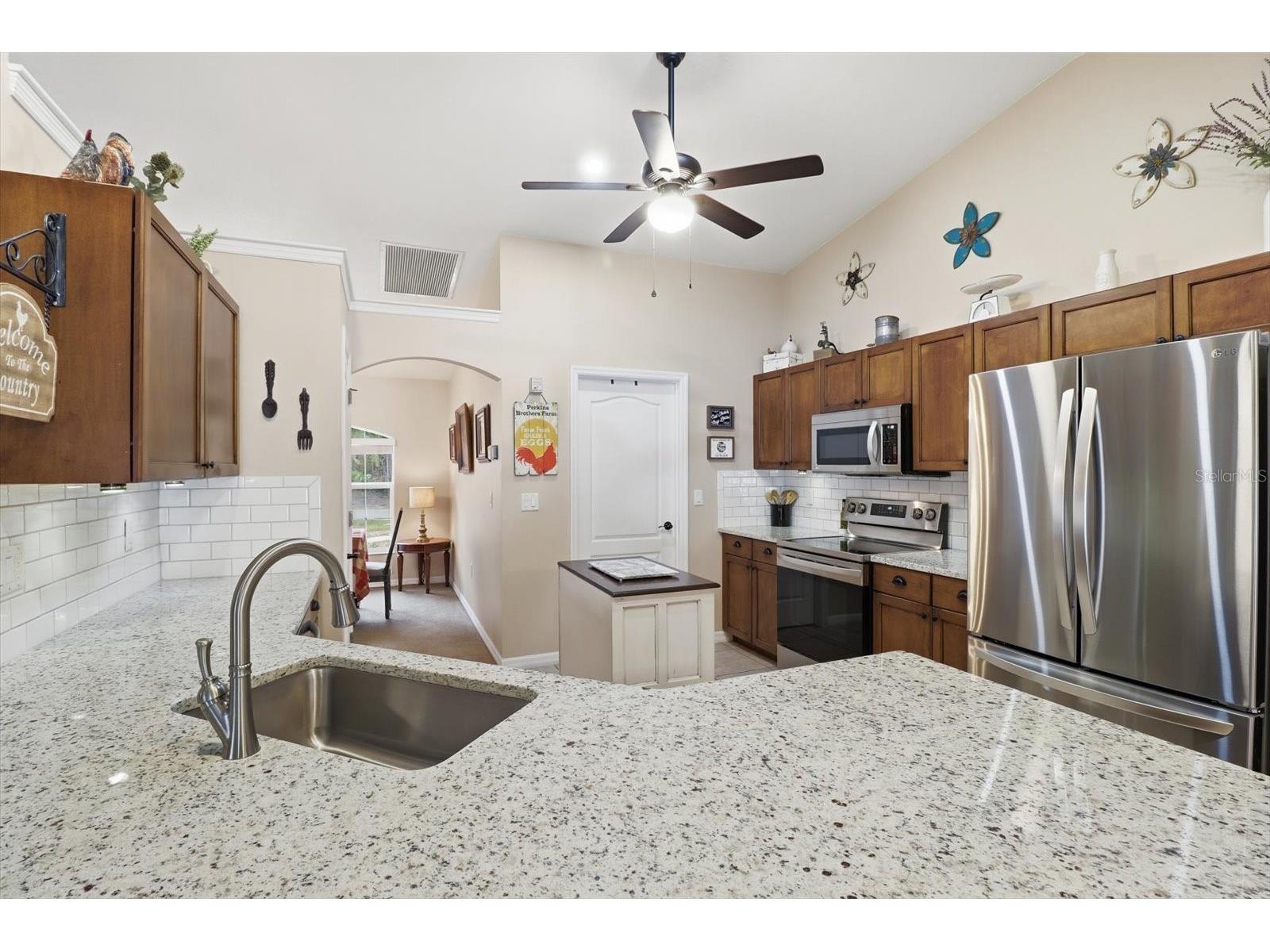 1021 W Champlain Lane Citrus Springs FL 34434 TB8462757 image18