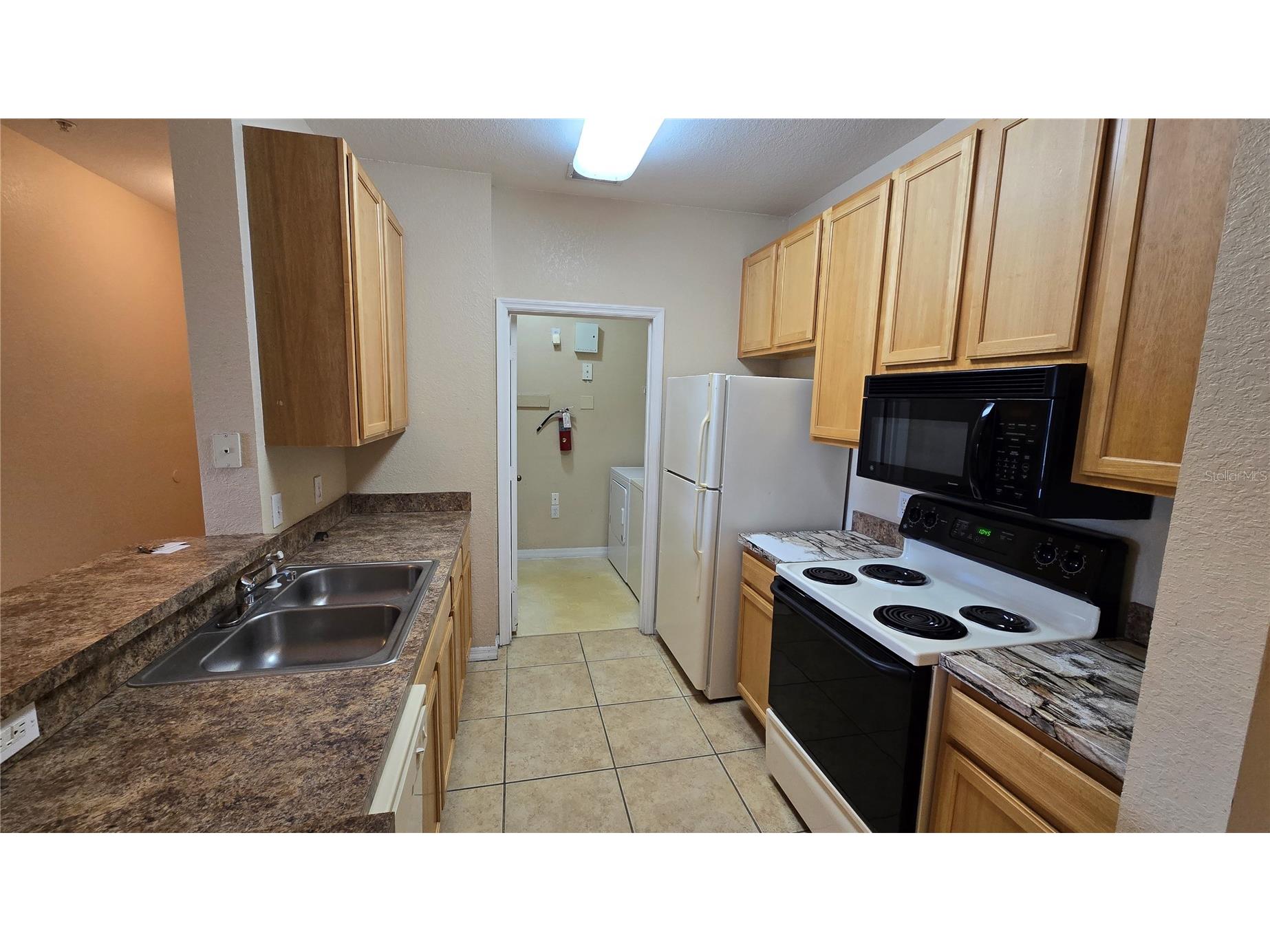 10211 Courtney Palms Boulevard #304 Tampa FL 33619 TB8519176 image6