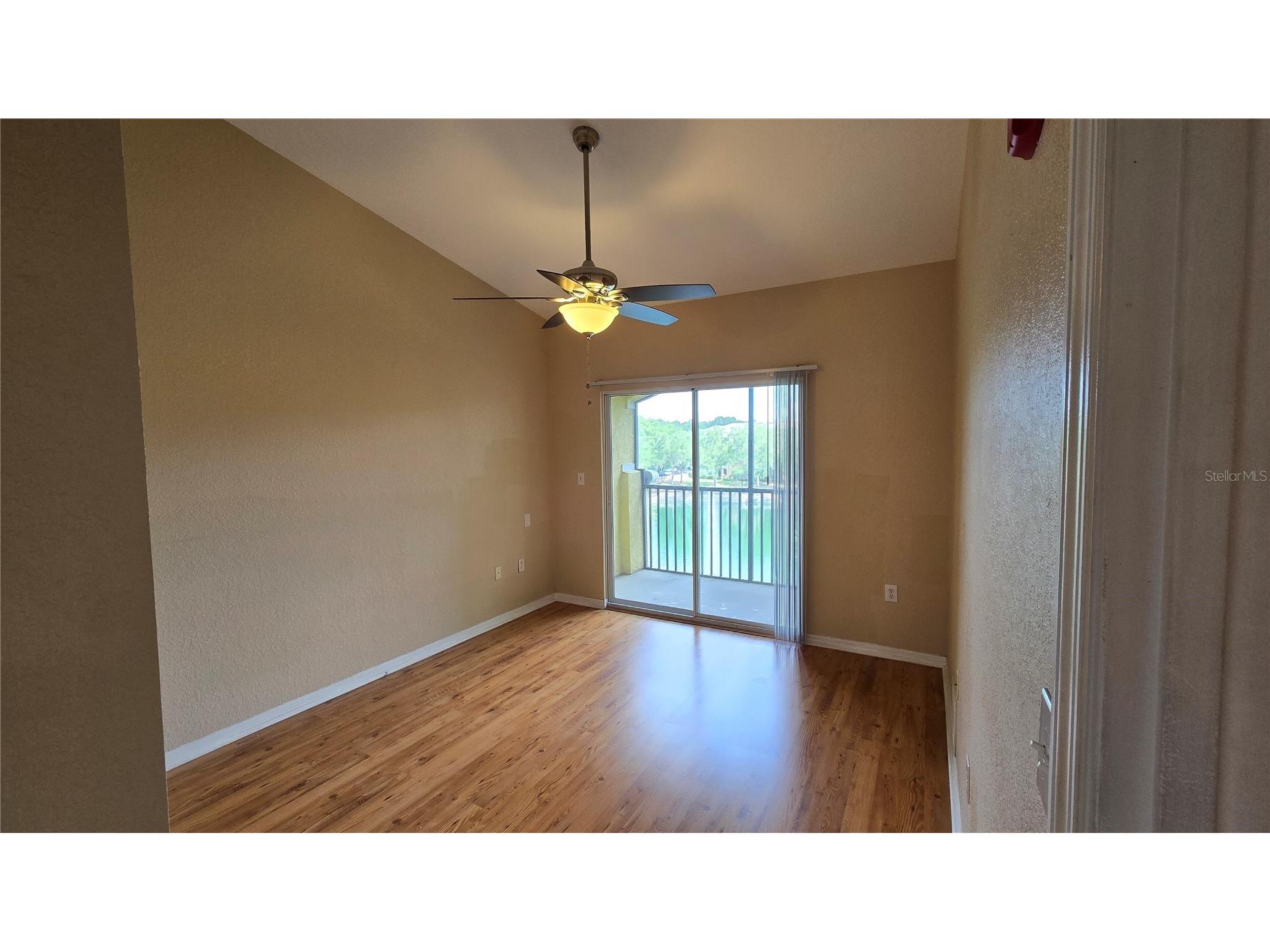 10211 Courtney Palms Boulevard #304 Tampa FL 33619 TB8519176 image7