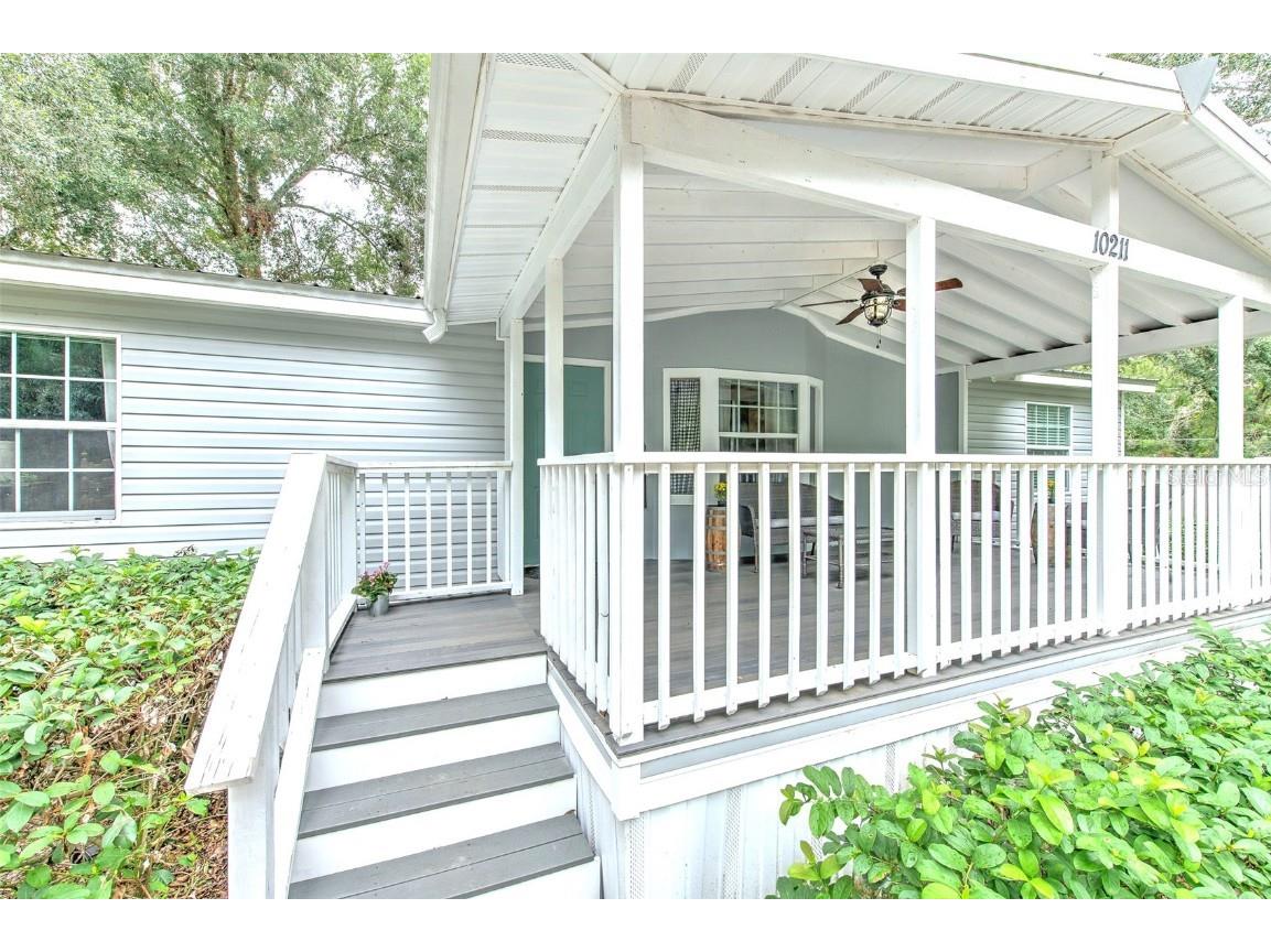 10211 Leroy Avenue Tampa FL 33619 TB8309701 image1