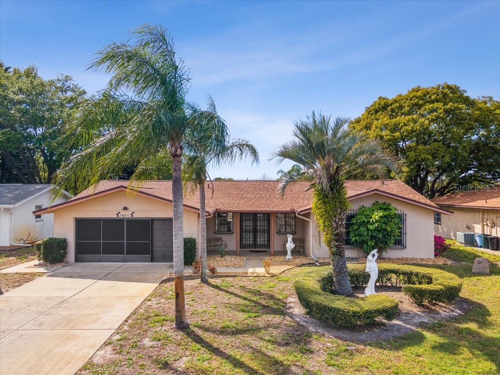 10211 Oleander Drive Port Richey FL 34668 W7862768 image1