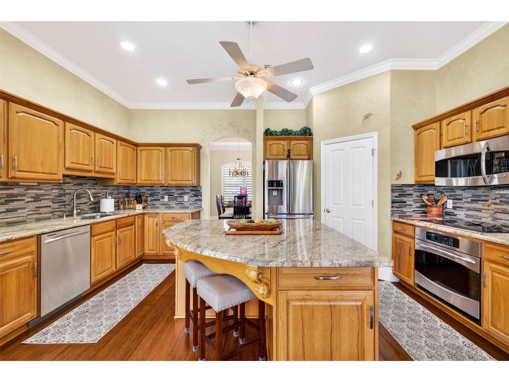 10211 Ridge Top Loop Weeki Wachee FL 34613 TB8498549 image24