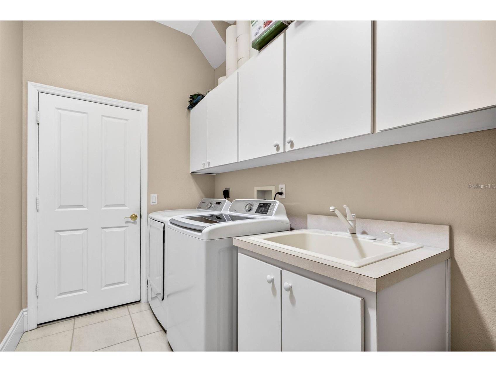 10211 Ridge Top Loop Weeki Wachee FL 34613 TB8498549 image52