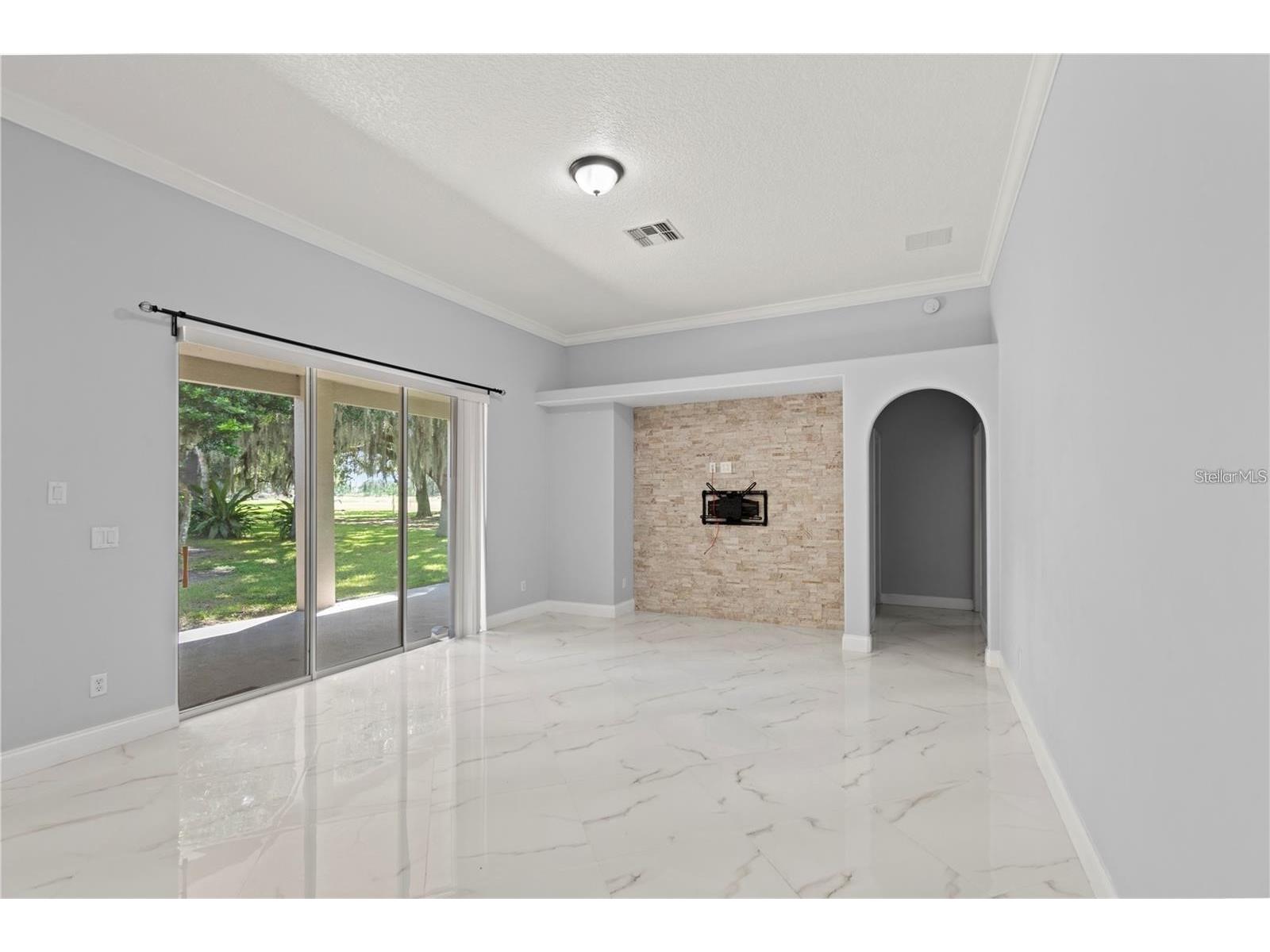 10212 Hart Branch Circle Orlando FL 32832 O6419182 image14