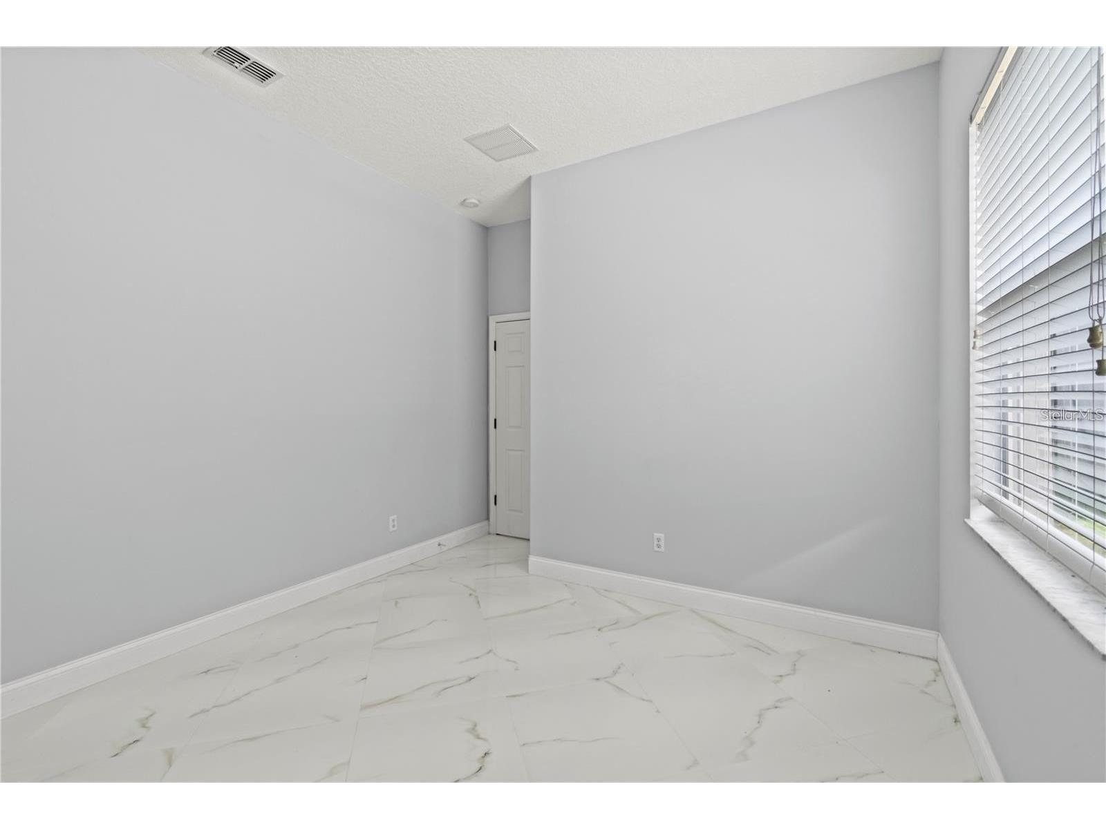 10212 Hart Branch Circle Orlando FL 32832 O6419182 image33