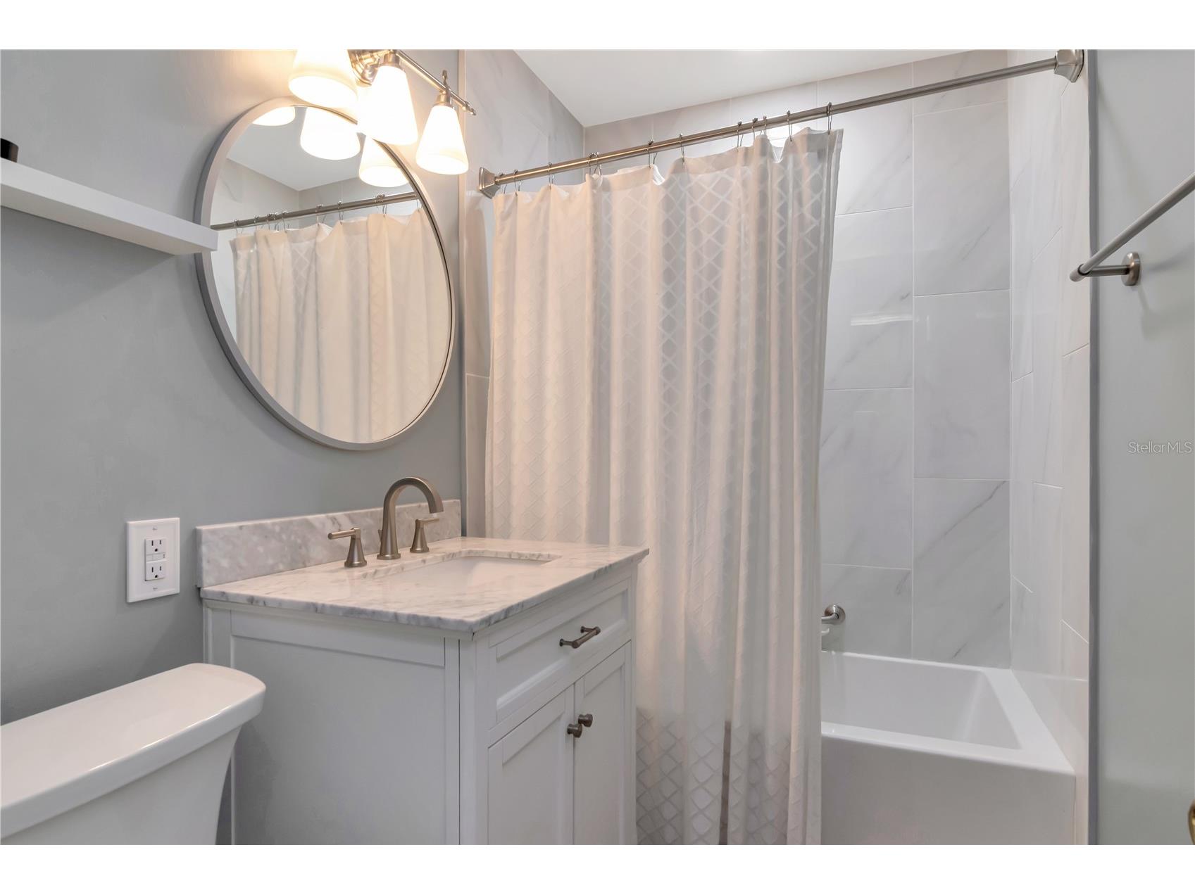 10212 Newport Circle Tampa FL 33612 TB8481786 image15