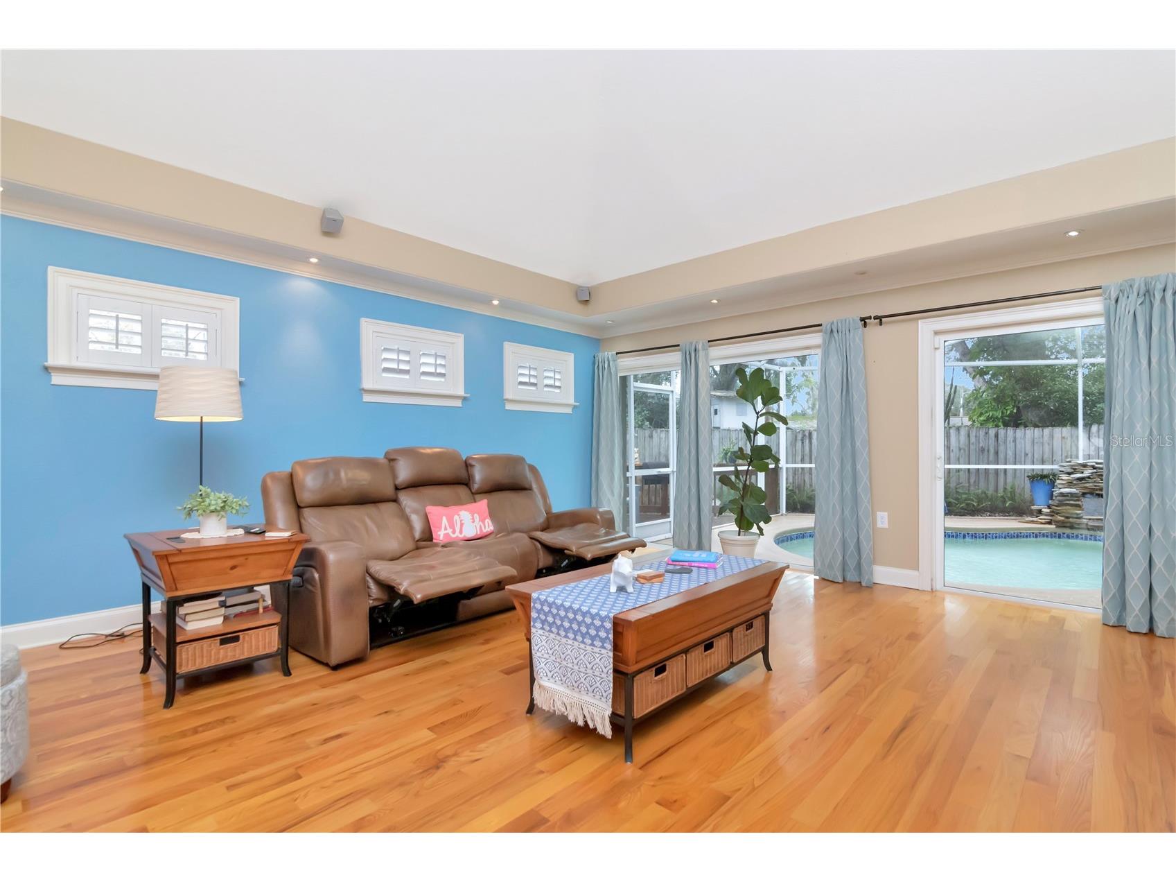 10212 Newport Circle Tampa FL 33612 TB8481786 image19