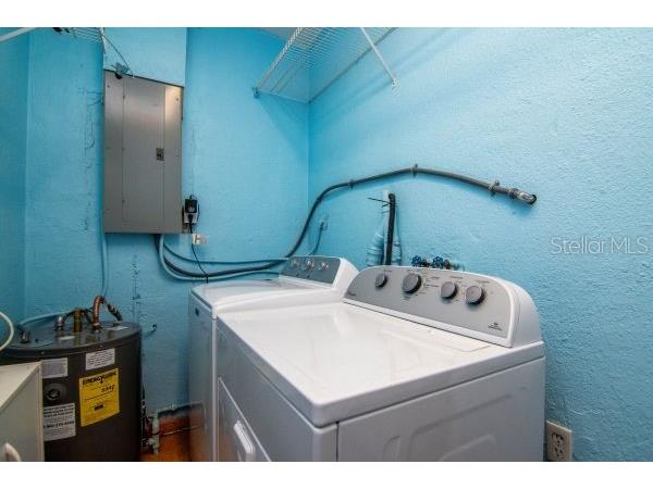 10212 Newport Circle Tampa FL 33612 TB8481786 image26
