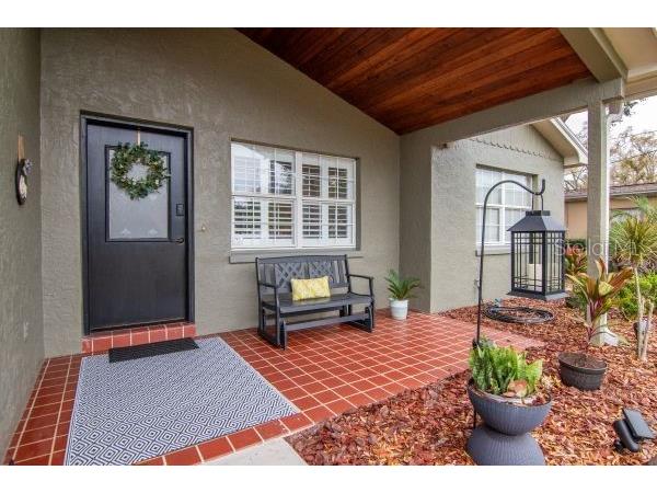 10212 Newport Circle Tampa FL 33612 TB8481786 image5