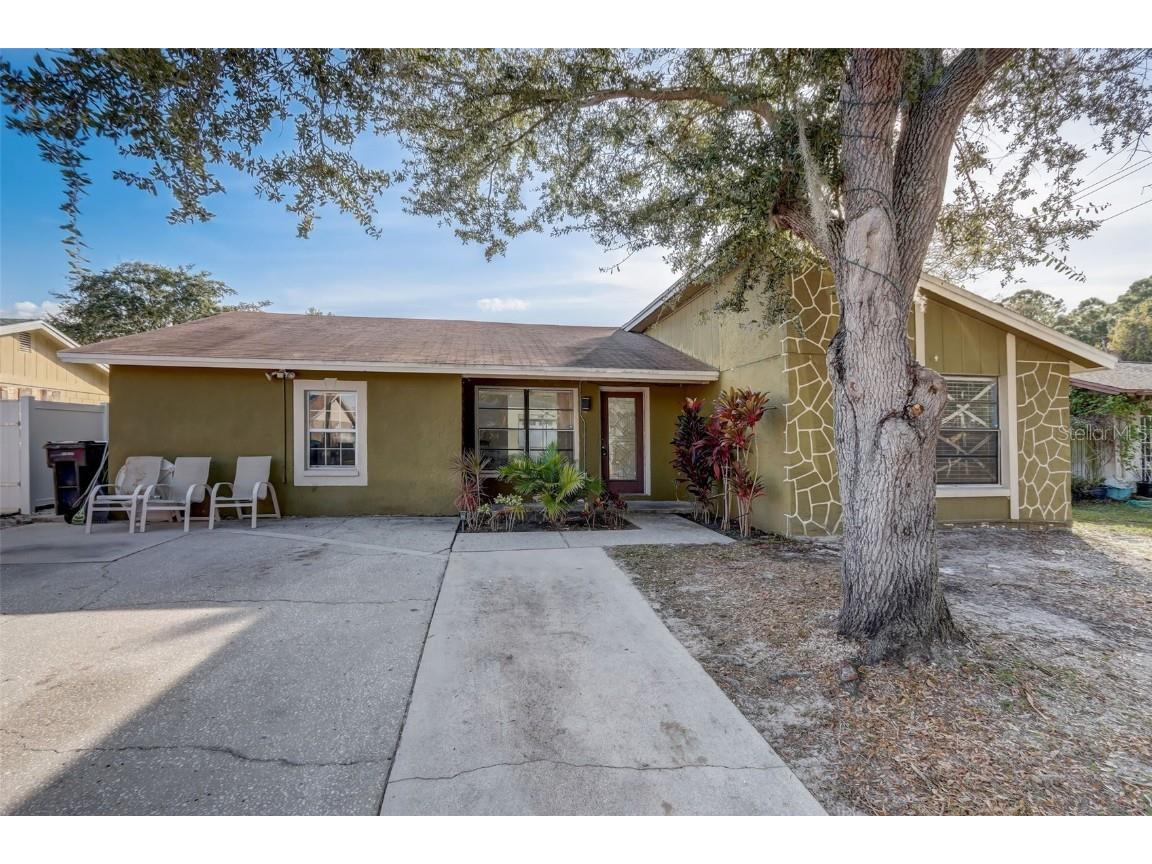 10212 Wexford Court Tampa FL 33615 A4591764 image1