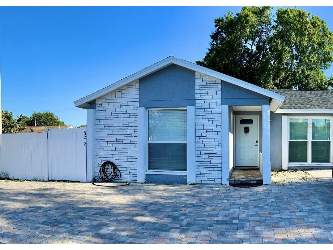 10212 Wilcox Court Tampa FL 33615 T3442206 image1