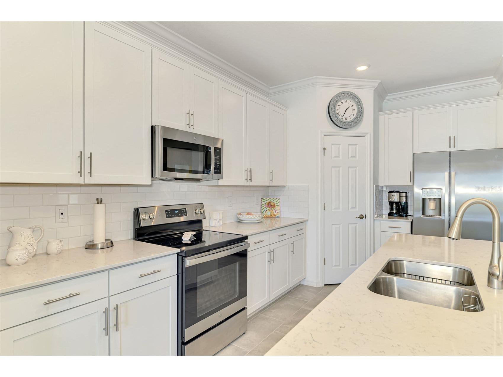 10213 Staggerbush Drive #202 Venice FL 34293 N6141045 image25