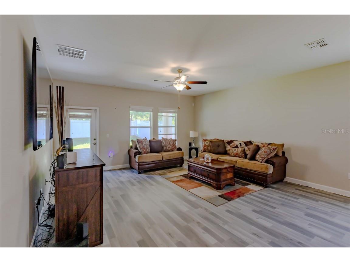 10215 Count Fleet Drive Ruskin FL 33573 TB8304369 image17