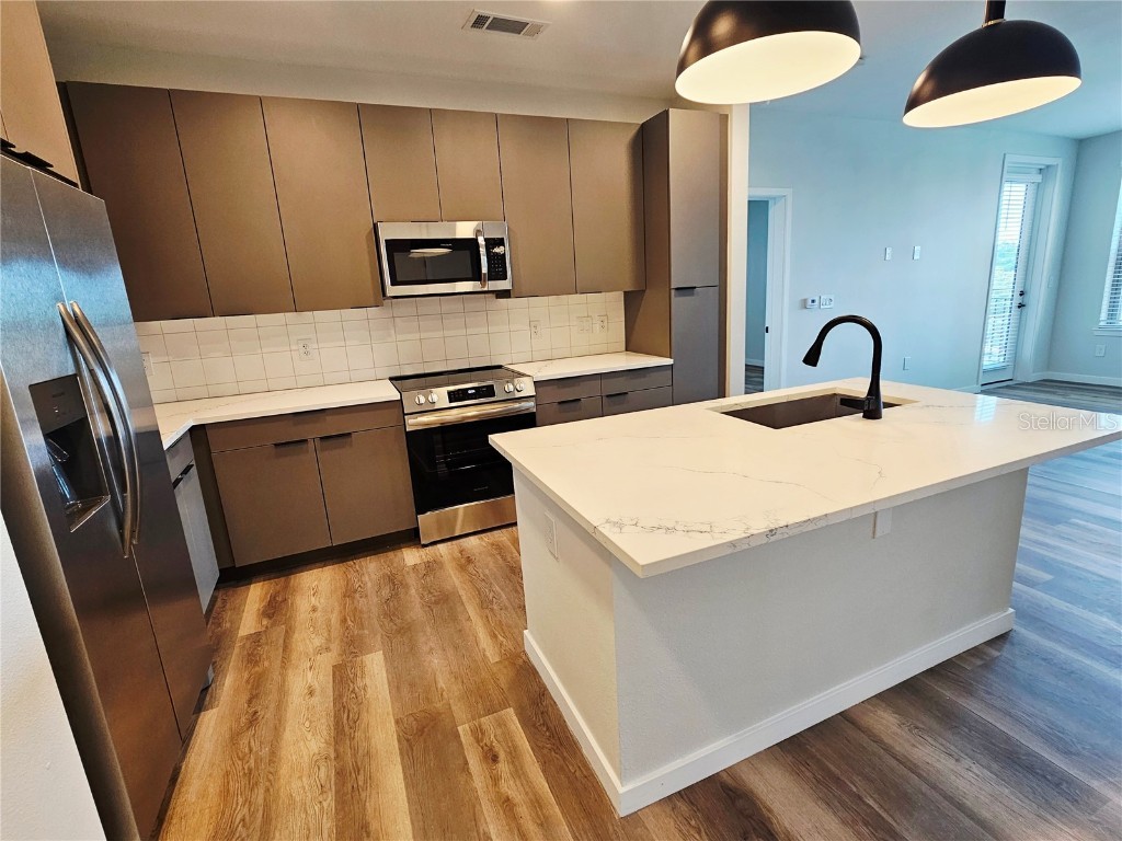 10215 Estuary Lakes Drive #120 Tampa FL 33619 TB8407509 image2