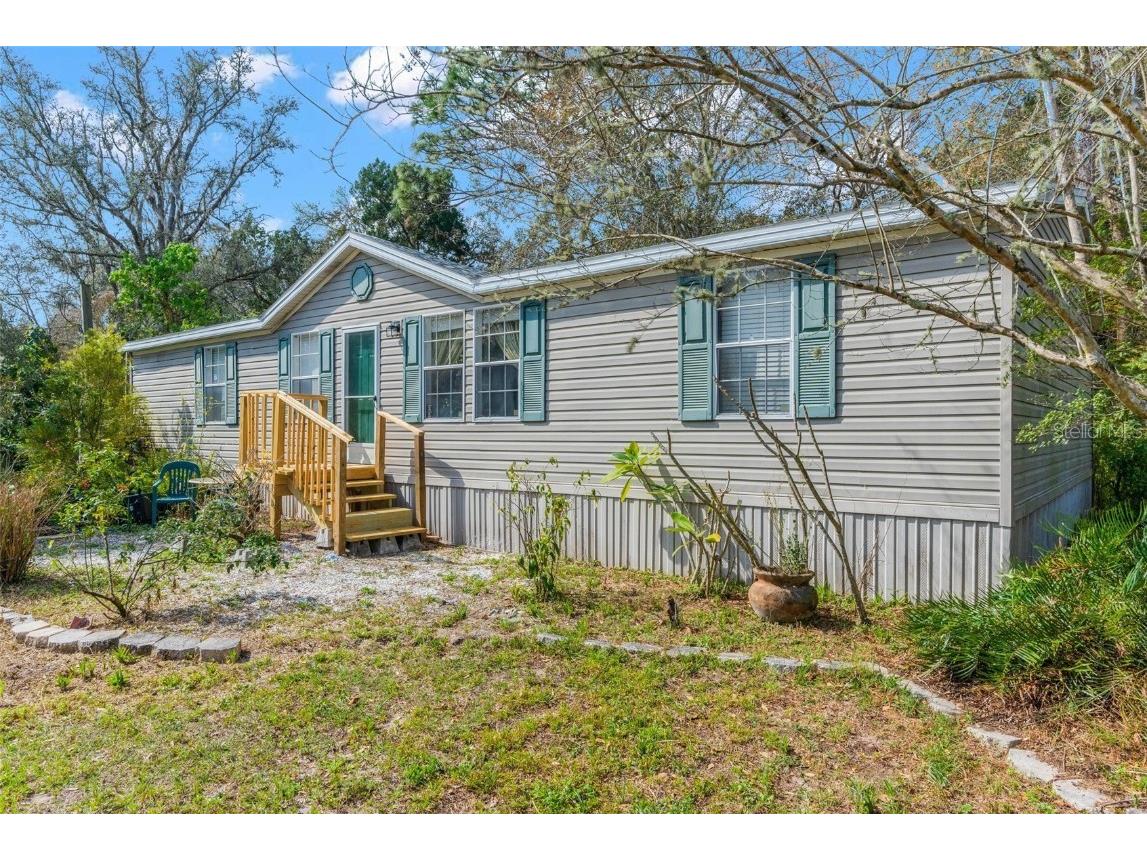 10215 Lake Drive New Port Richey FL 34654 W7862112 image1