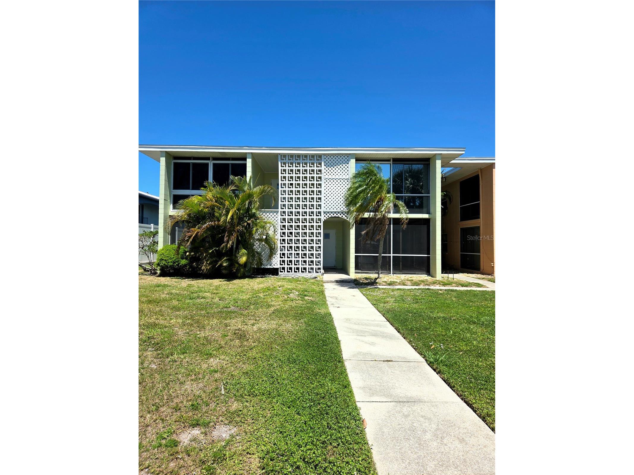 10215 Manatee Avenue W #1 Bradenton FL 34209 A4684567 image1