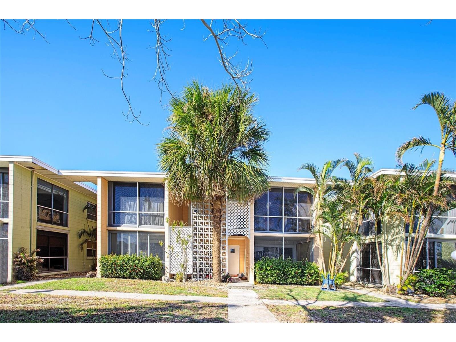 10215 Manatee Avenue W #7 Bradenton FL 34209 A4692158 image1