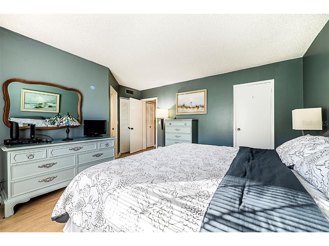 10215 Regal Drive #14 Largo FL 33774 TB8426965 image21