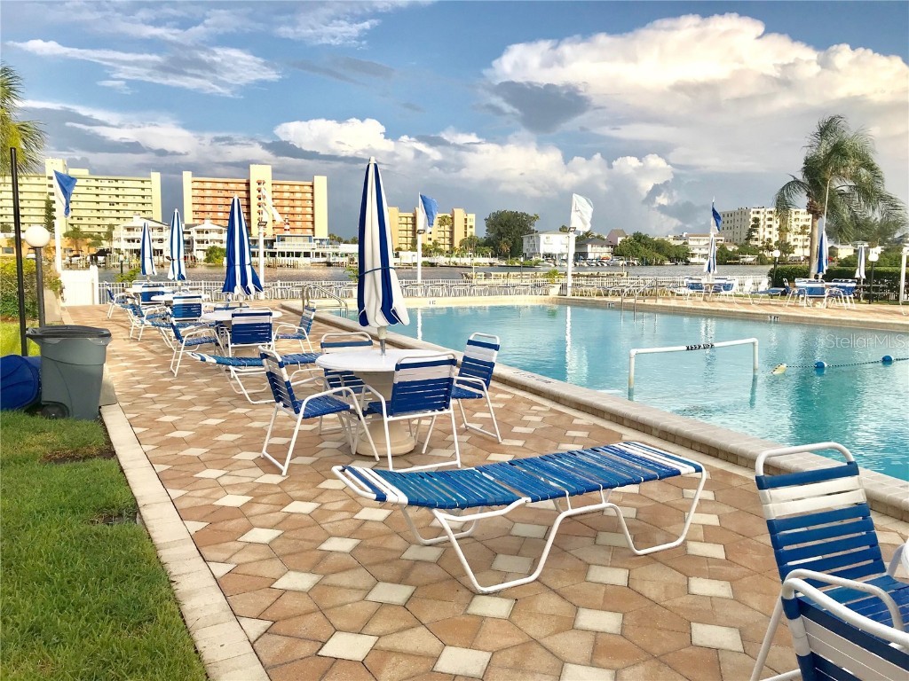 10215 Regal Drive #14 Largo FL 33774 TB8426965 image31