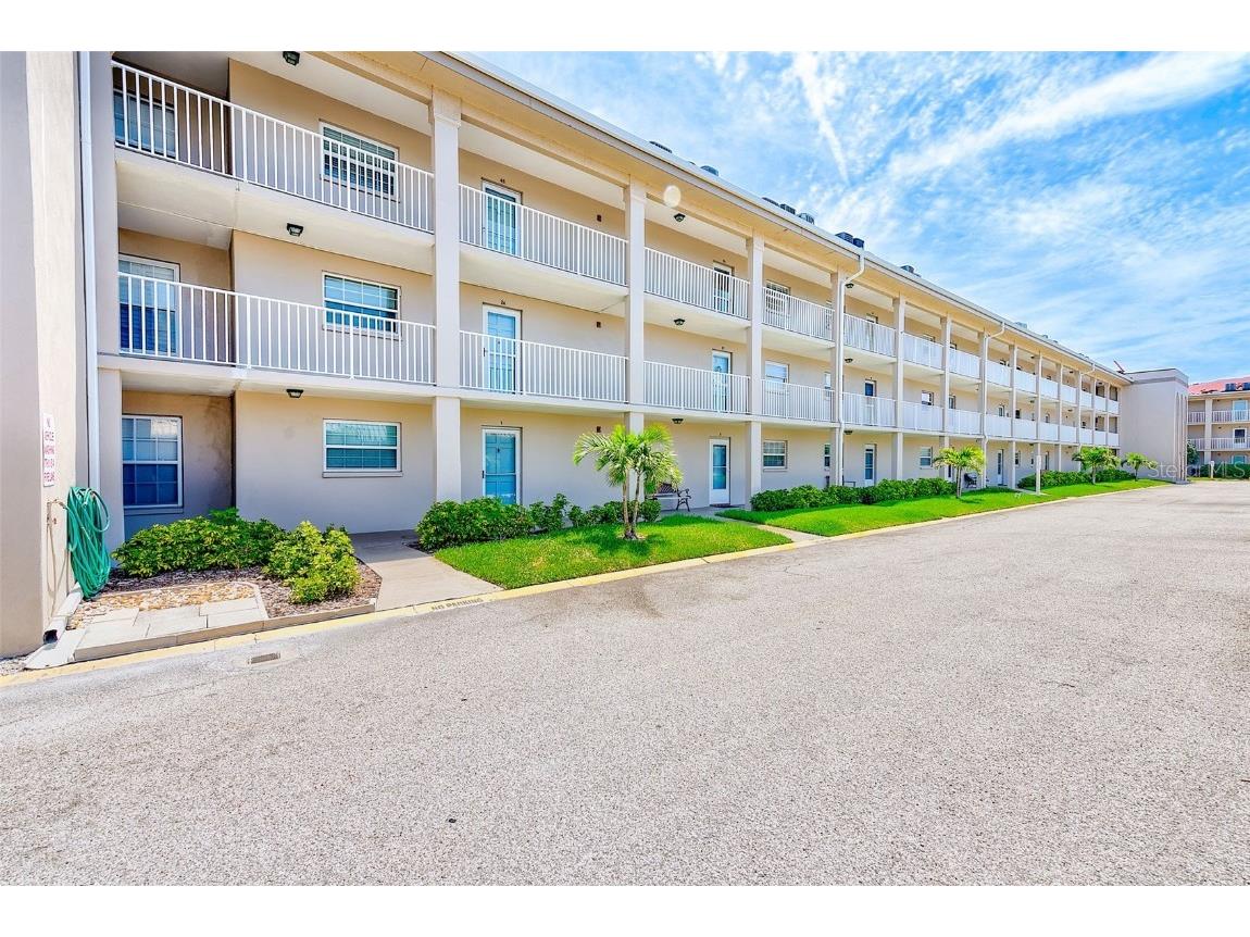 10215 Regal Drive #41 Largo FL 33774 - PINELLAS COUNTY INTRACOASTAL TB8377539 image38