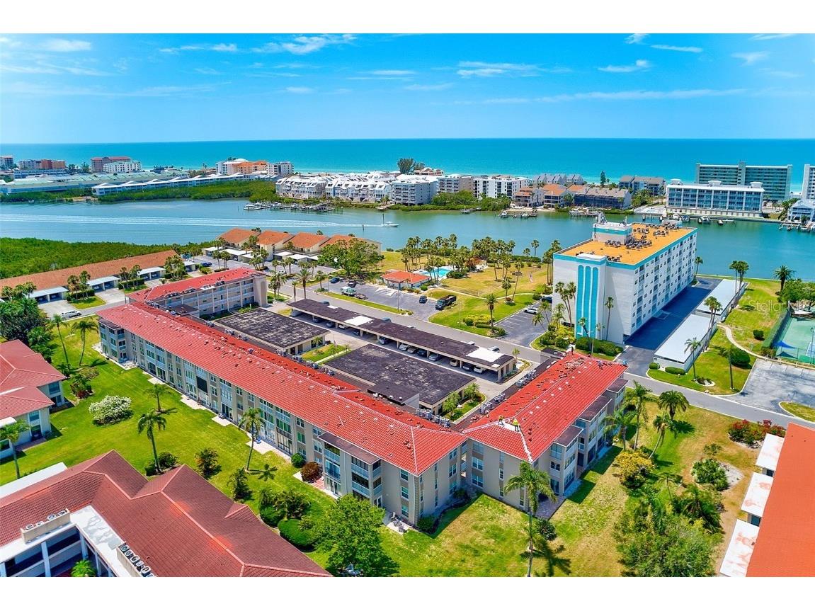 10215 Regal Drive #41 Largo FL 33774 - PINELLAS COUNTY INTRACOASTAL TB8401147 image2