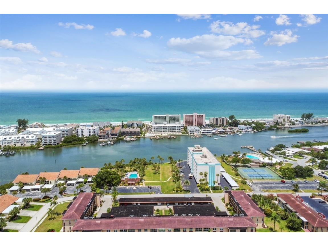 10215 Regal Drive #5 Largo FL 33774 U8190298 image1