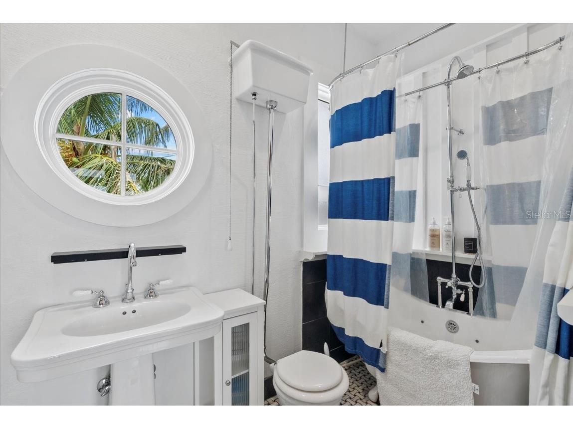 10216 46th Avenue W Bradenton FL 34210 A4666175 image33