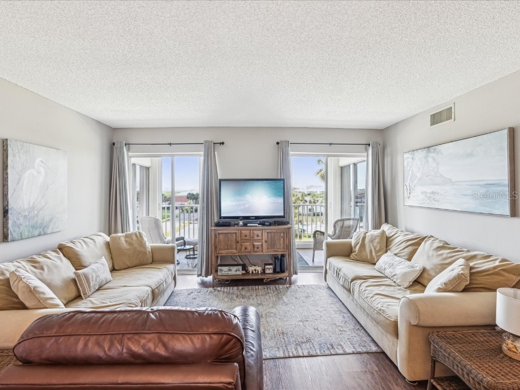 10216 Regal Drive #409 Largo FL 33774 - INTRACOASTAL WATERWAY TB8390098 image4