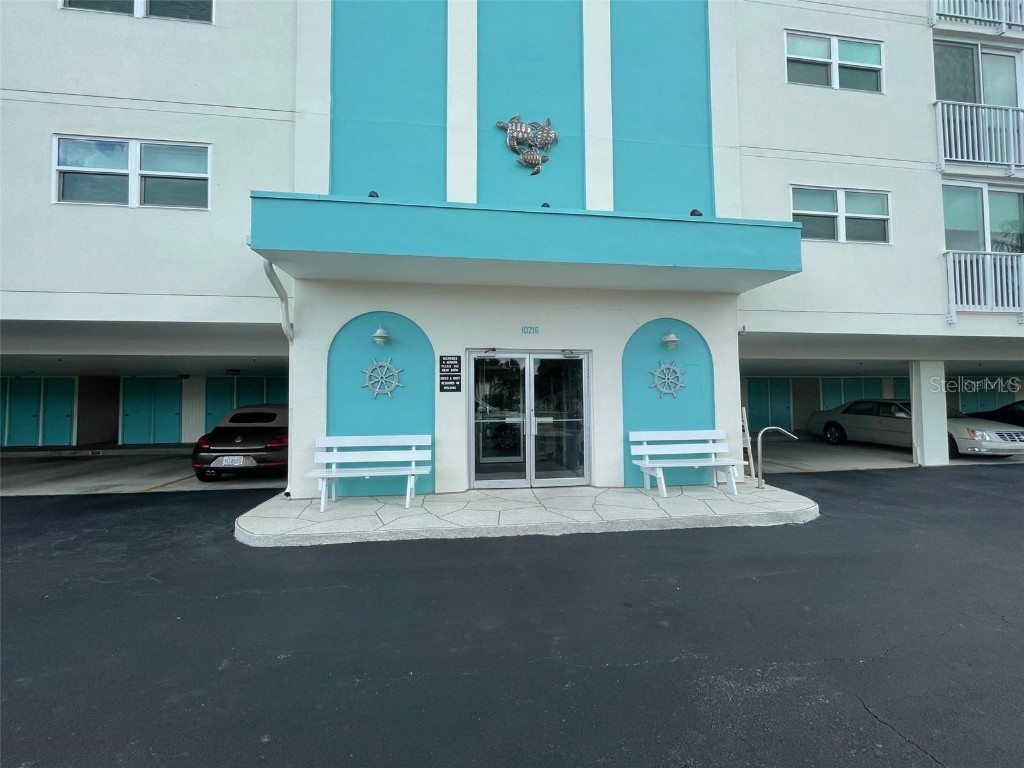 10216 Regal Drive #607 Largo FL 33774 - INTRACOASTAL WATERWAY U8201991 image1